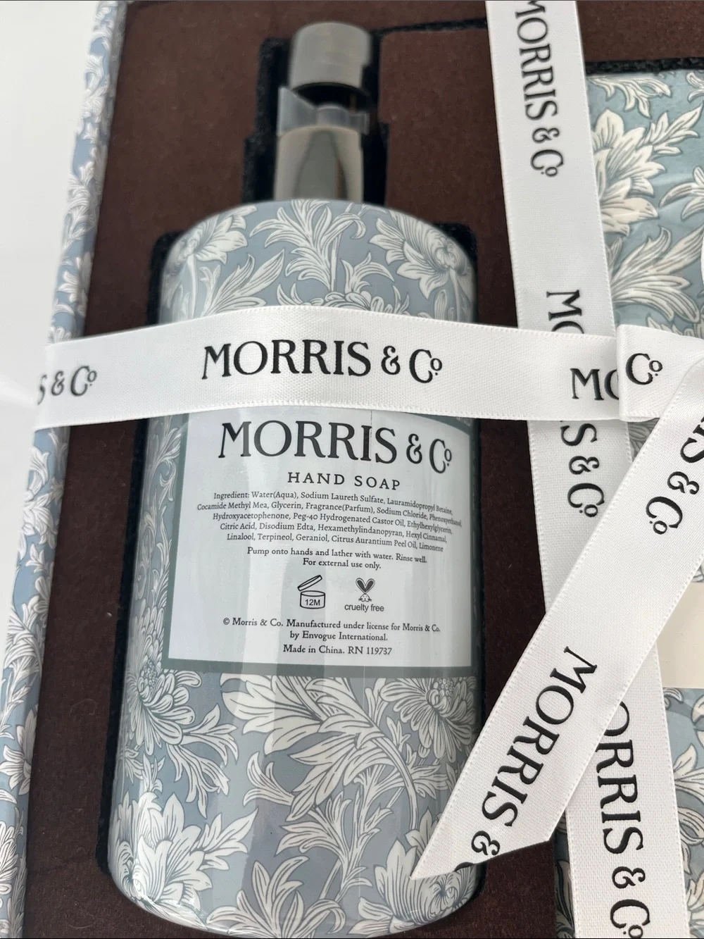 Morris & Co. 2-piece Set Hand Soap and Guest Towels Light Blue Floral Print New